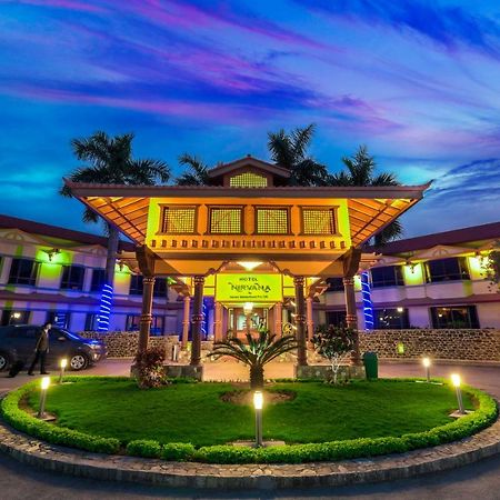 Hotel Nirvana Siddharthanagar Exterior foto